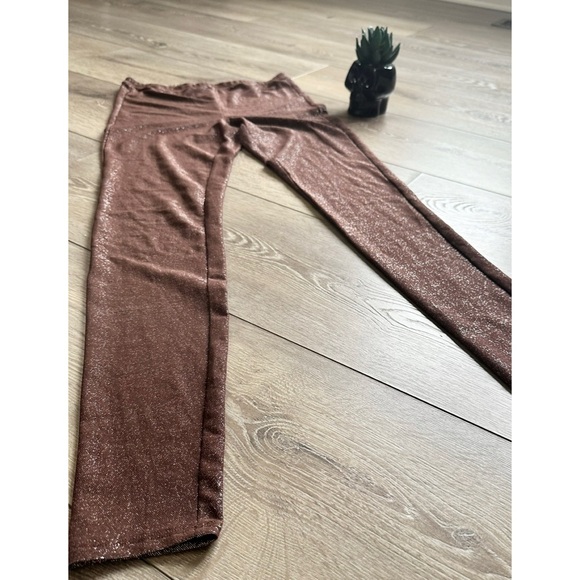 •SKIMS• Shimmer Metallic leggings in Cocoa - Picture 6 of 9